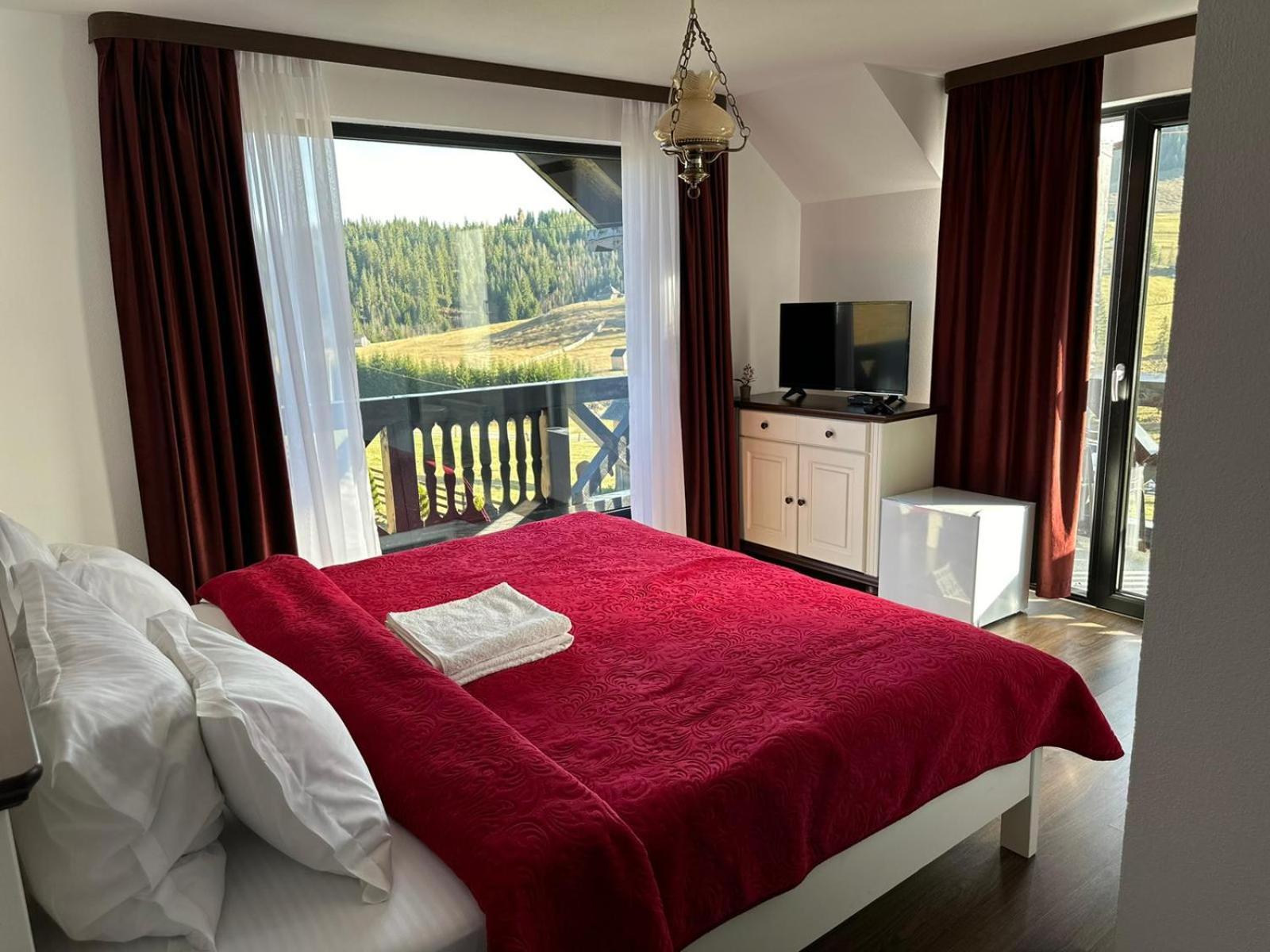 Conacul Muntii Bucovinei Hotel Câmpulung Moldovenesc Buitenkant foto