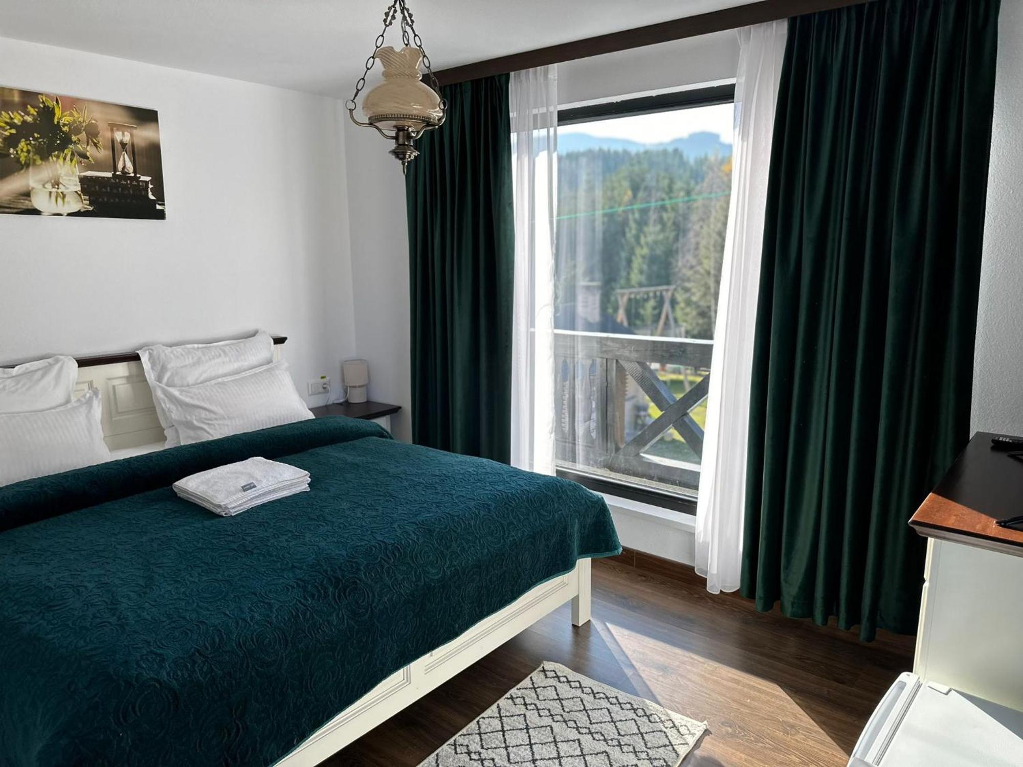 Conacul Muntii Bucovinei Hotel Câmpulung Moldovenesc Buitenkant foto