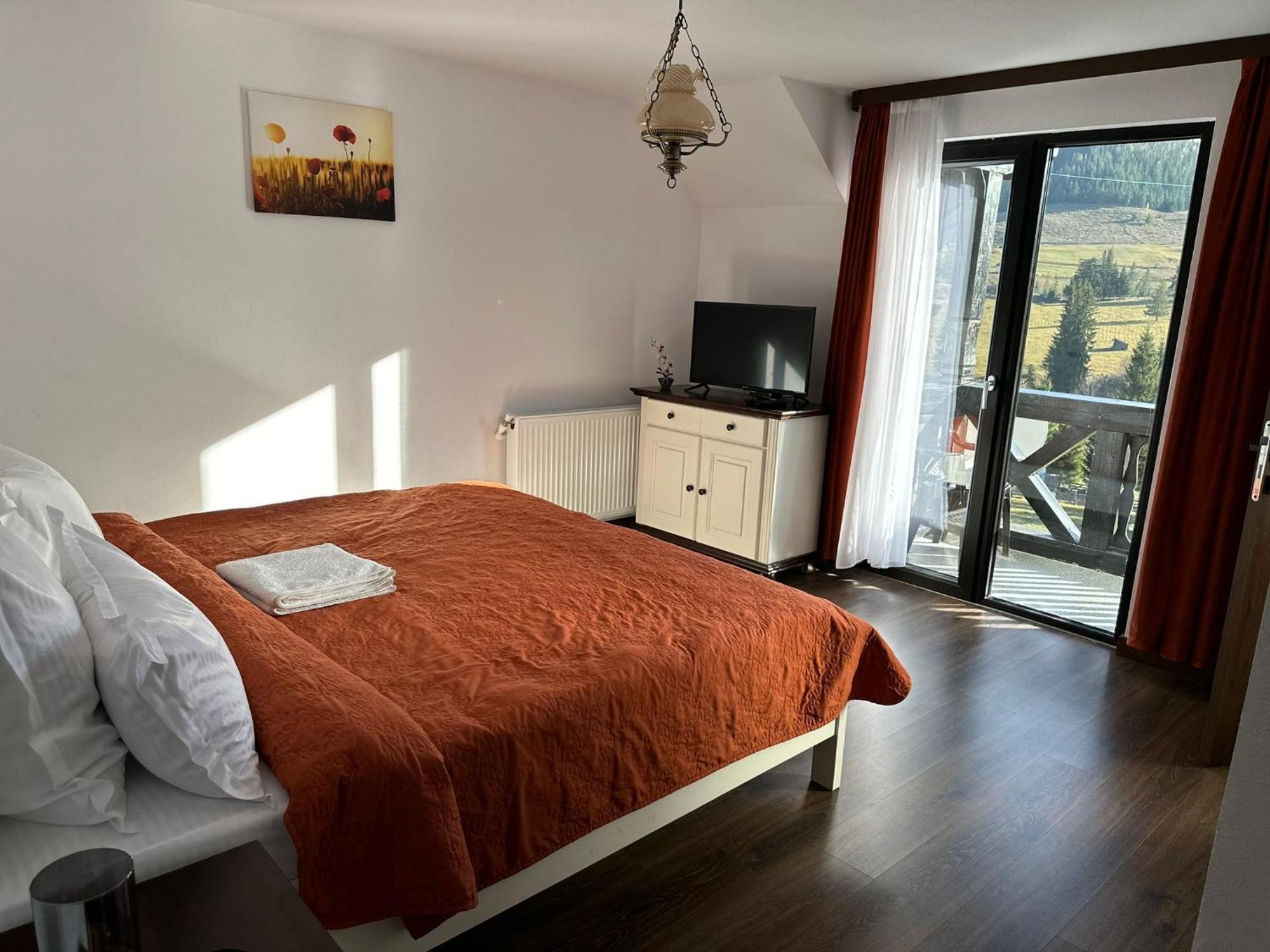 Conacul Muntii Bucovinei Hotel Câmpulung Moldovenesc Buitenkant foto